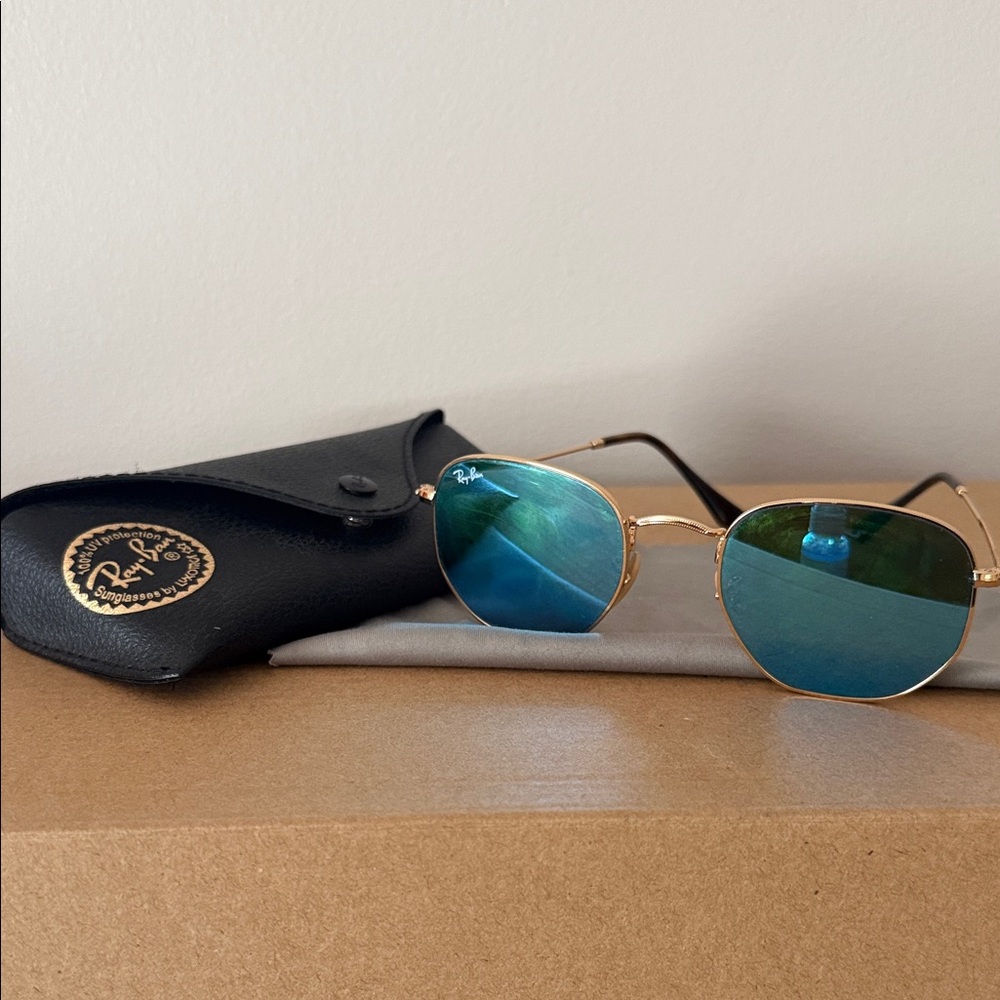 Ray-Ban Hexagonal Flat Gold Frame with Blue Lenses Sunglasses
